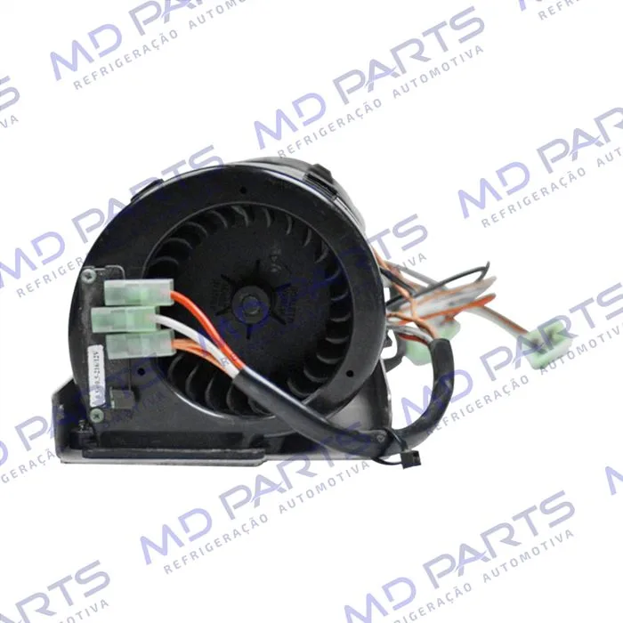 Ventilador da Máquina Nova Massey Ferguson 8940/ 2388/ 2399/ Trator New Holland TM / TL - 12 Volts OEM: 82002761 — foto 6