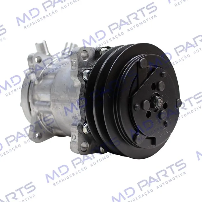 Compressor Modelo AA7H15AA 8 Orelhas - 24 Volts Polia 2A 132mm Saida Vertical 200cc Máquina New Holland / Máquina Empilhadeira Kalmar DRF450 R134a — foto 4