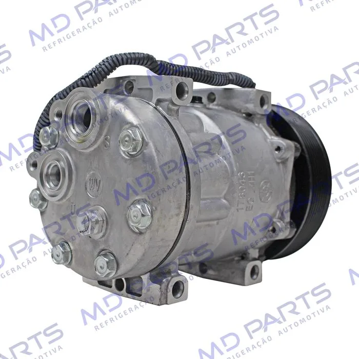 Compressor 7H15 SANDEN Original 8044/ 8242/ 8112/ 6028/ 8176 Caminhão NH 1999 Até 2006/ FH/ FM 1998 ATé 2007 Caminhão VM Todos / Máquina Volvo - 24 Volts Polia 8pk 132mm OEM: 11412631 — foto 6