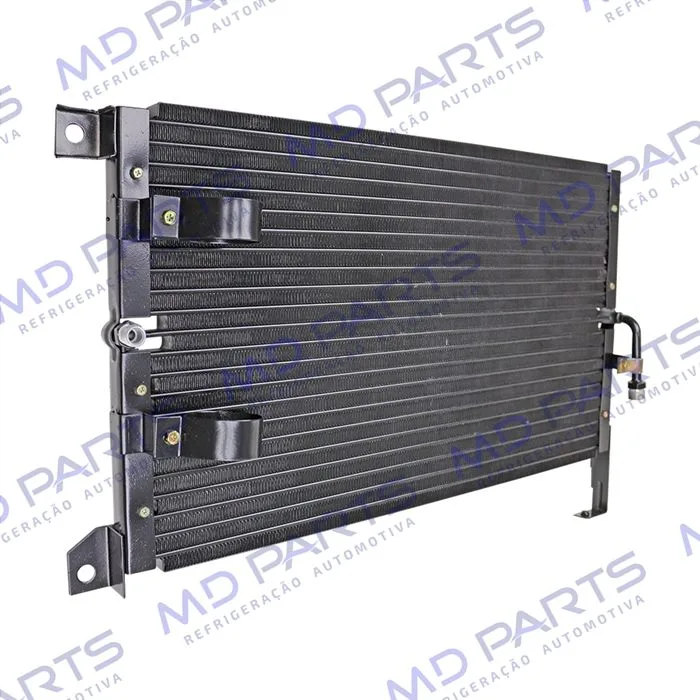 Condensador Caminhão Ford Cargo 1317/ 1517/ 1717/ 1722/ 2422/ 2428/ 2622/ 2628/ 2632/ 2932/ 6332/ 5032 Fluxo Paralelo Original OEM: 5C4519710BB — foto 2