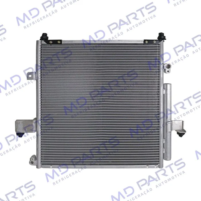 Condensador Mitsubishi L200 Triton Gasolina V6 / Diesel 2012> Fluxo Paralelo OEM: CA550024 / DS545027