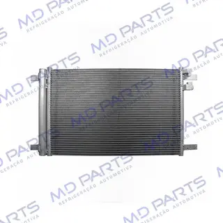 Condensador Volkswagen Golf TSI 2013> / GTI / Passat 2015 Até 2016 Fluxo Paralelo OEM: 5Q0816411AM